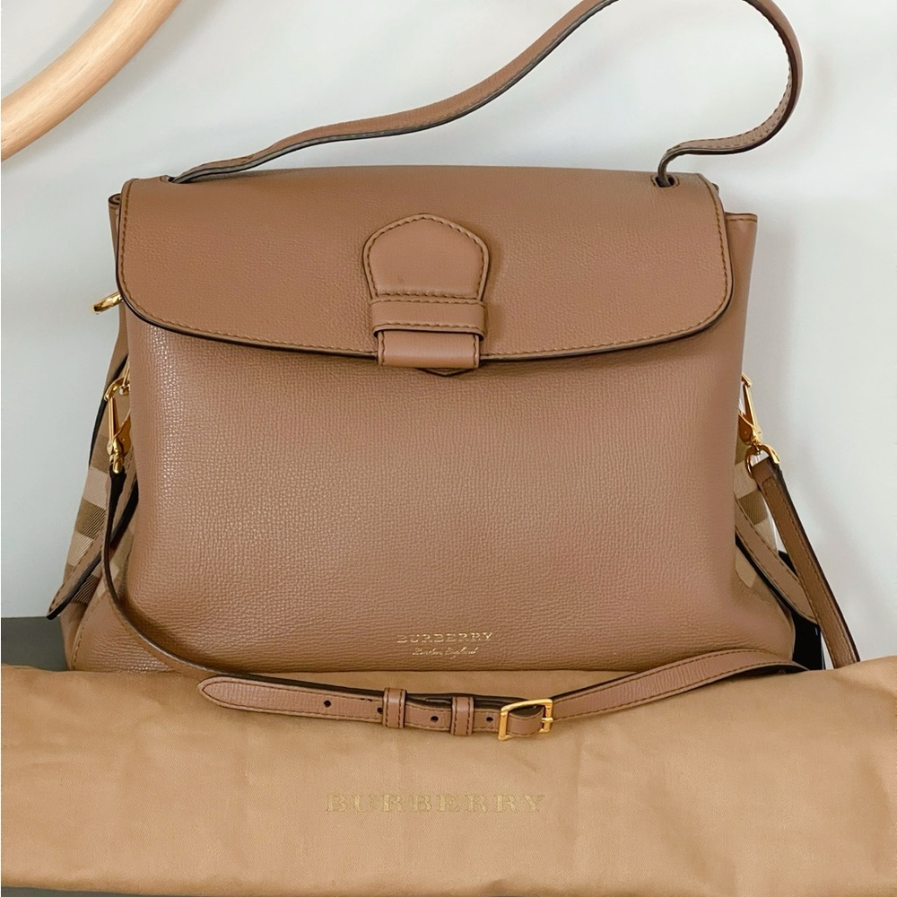 Burberry Camberley Derby Leather